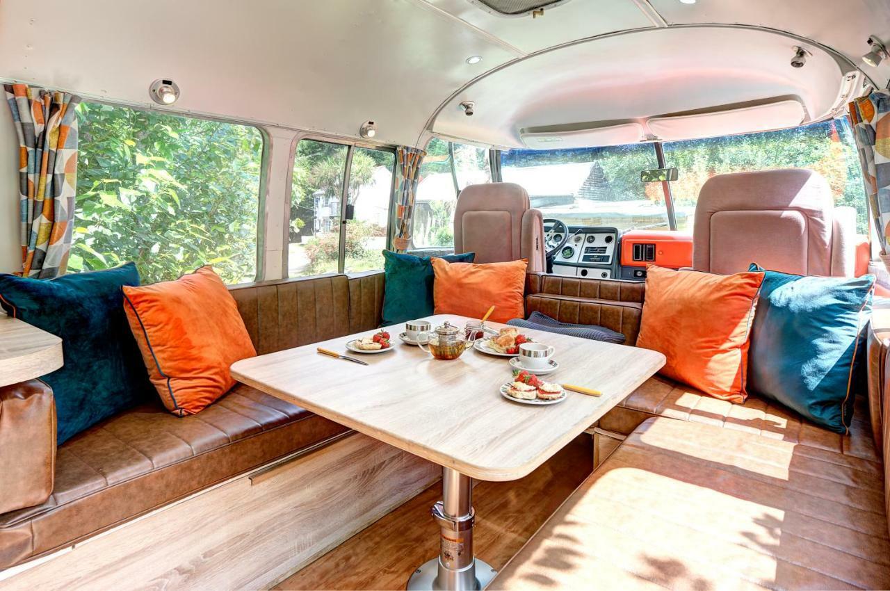 Glamping 1970 American Airstream Motorhome Ponsanooth Esterno foto
